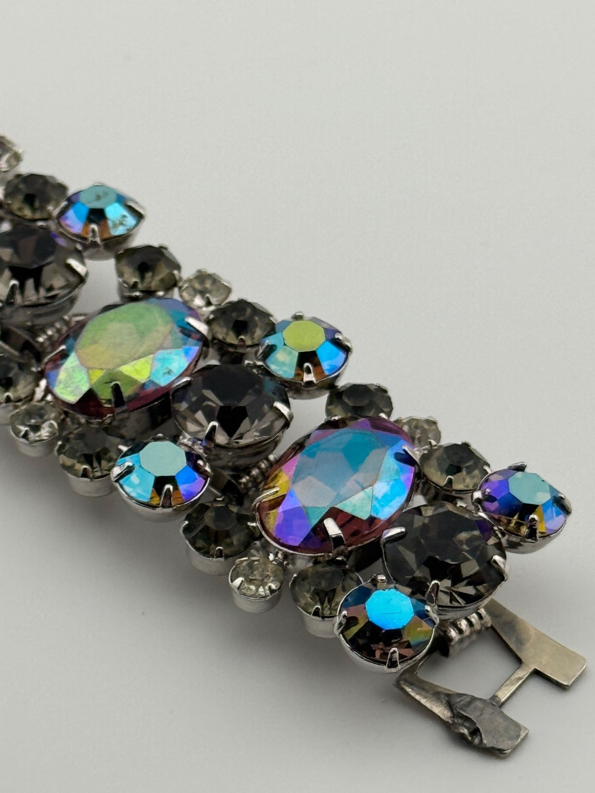 Vintage Juliana D&E 5 Link Bracelet Oval AB Aurora Borealis Rhinestone READ