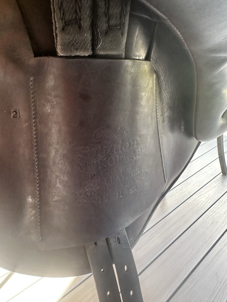 County Solution Jump Saddle 18 M SR