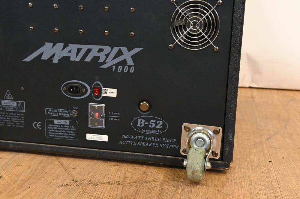 B-52 Matrix 1000 15" Active Subwoofer CG01UTF
