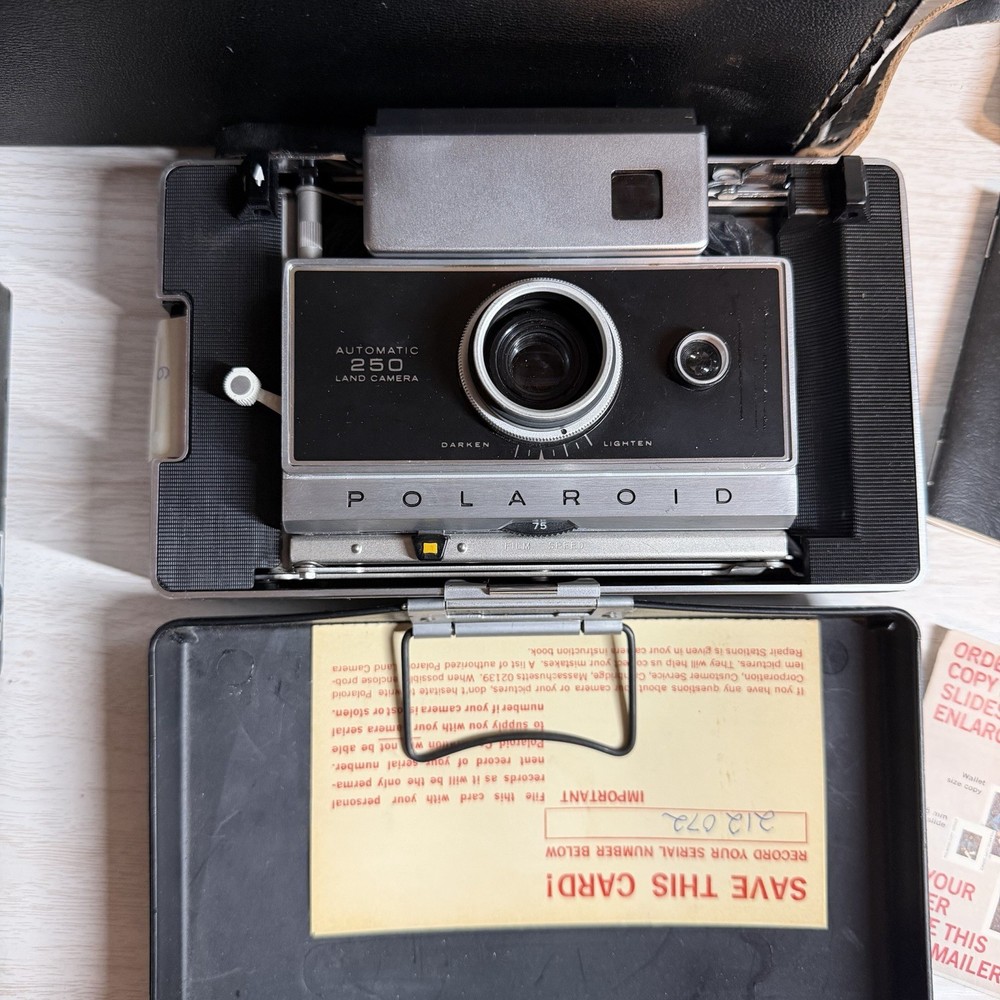 Polaroid Automatic 250 Land Camera - Vintage Instant Camera