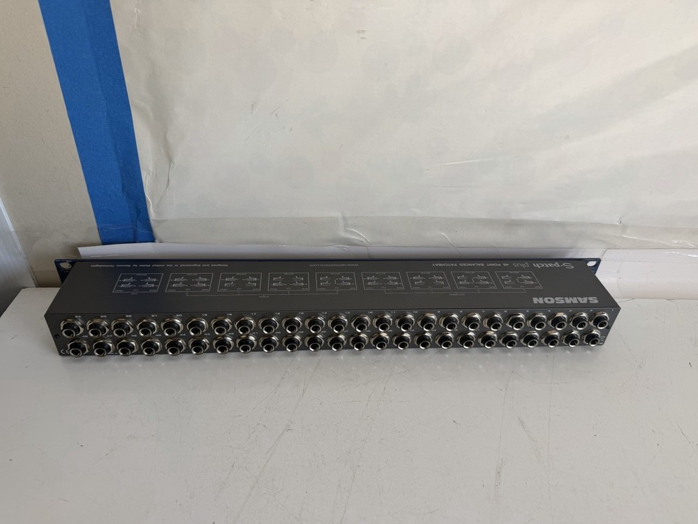 Samson S-Patch Plus 48-Point Balanced Audio Patchbay with 1/4 Inch Phone Jacks