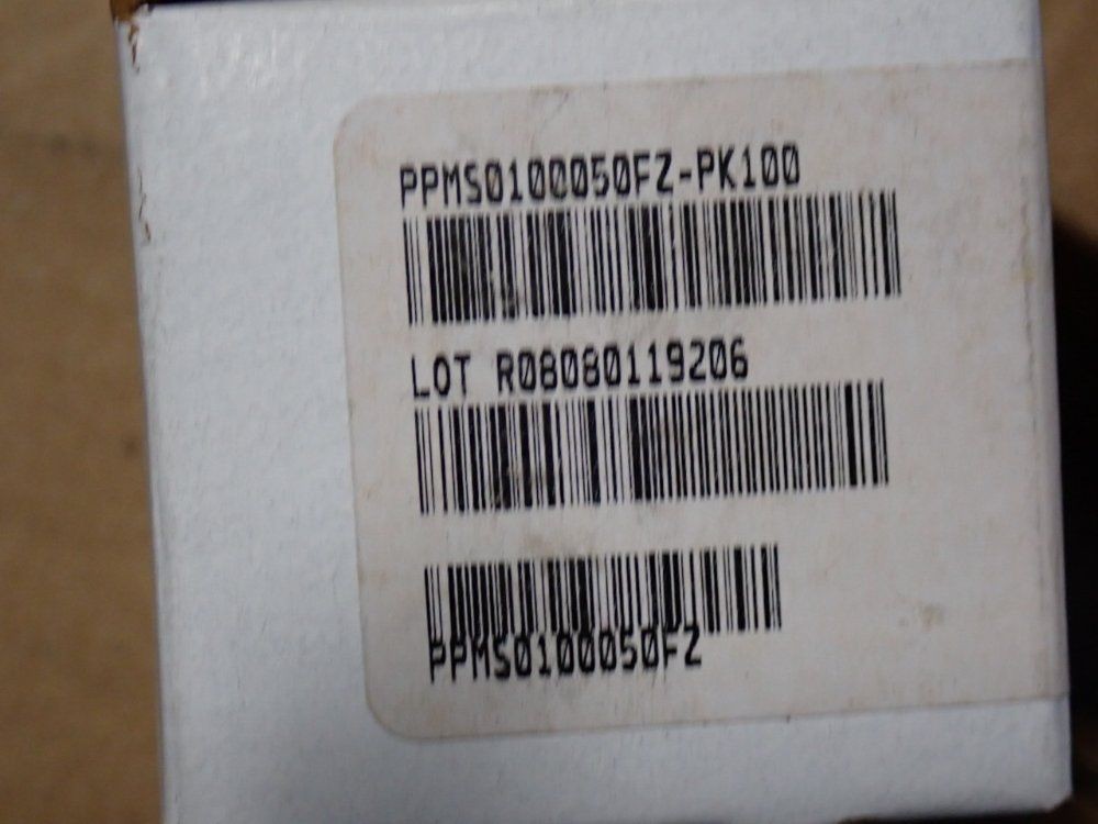 SCREWS & FITTINGS