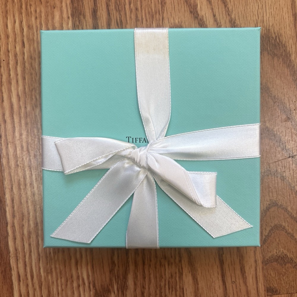 Tiffany & Co. $25 Gift Card With Gift Box