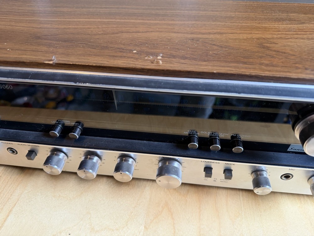 Sansui 6060 Stereo Receiver - READ DESCRIPTION