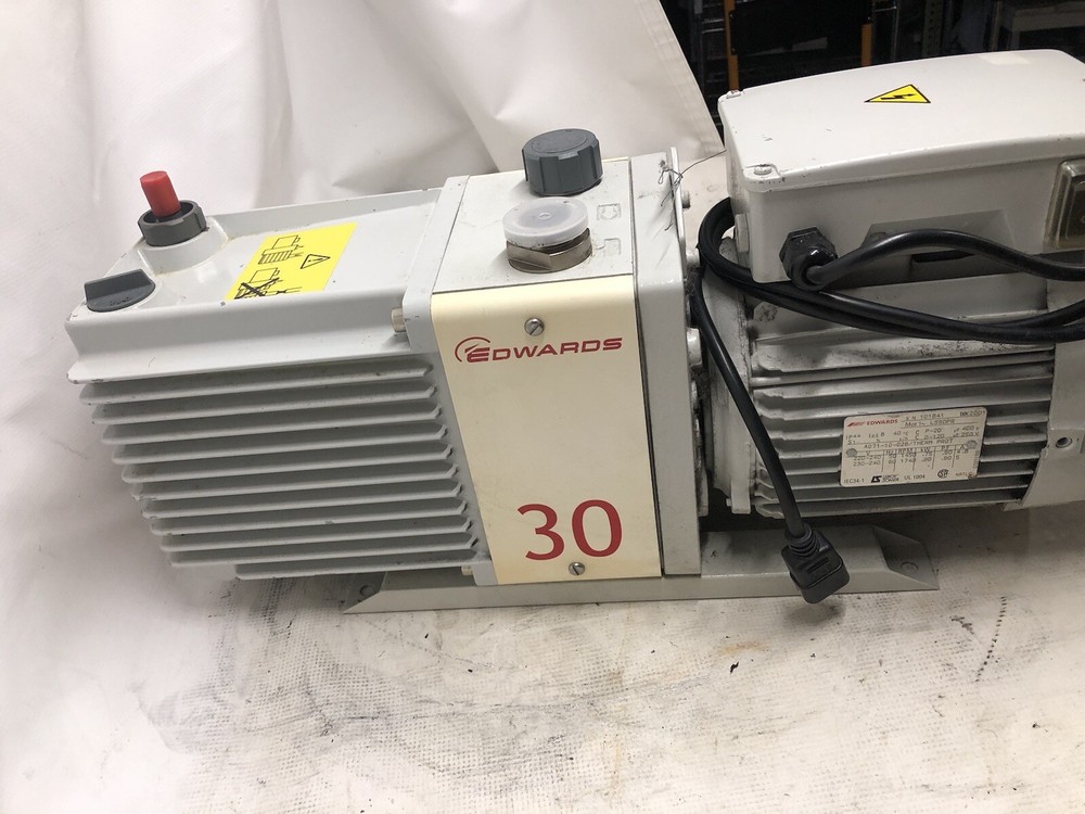 EDWARDS E2M30 Dual Stage Rotary Vane Vacuum Pump - TESTED