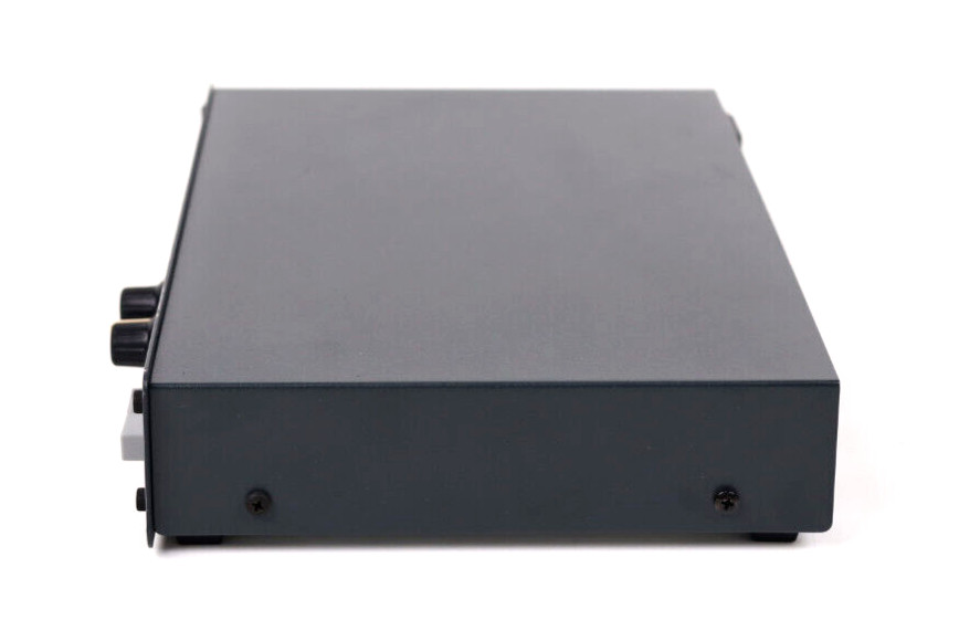 Kramer VM-5AD Balanced/ Unbalanced Audio Distributor o714