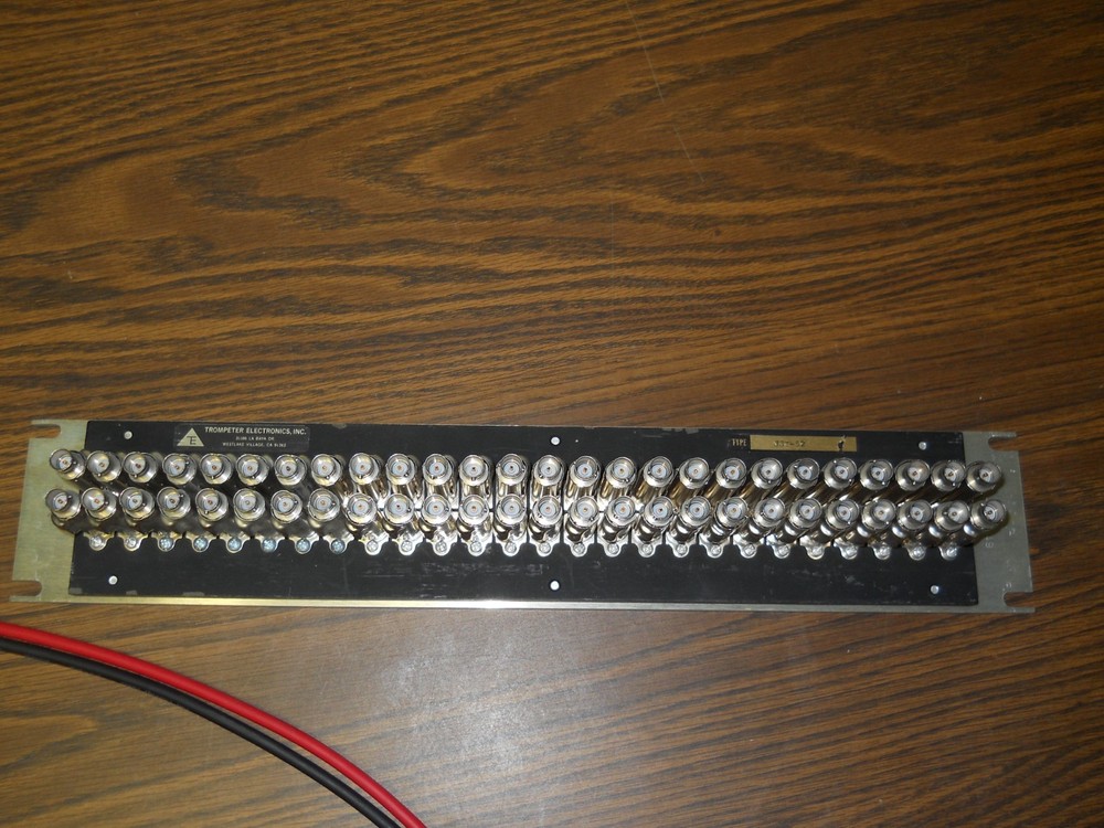 Trompeter Electronics JSI-52 Patch Panel