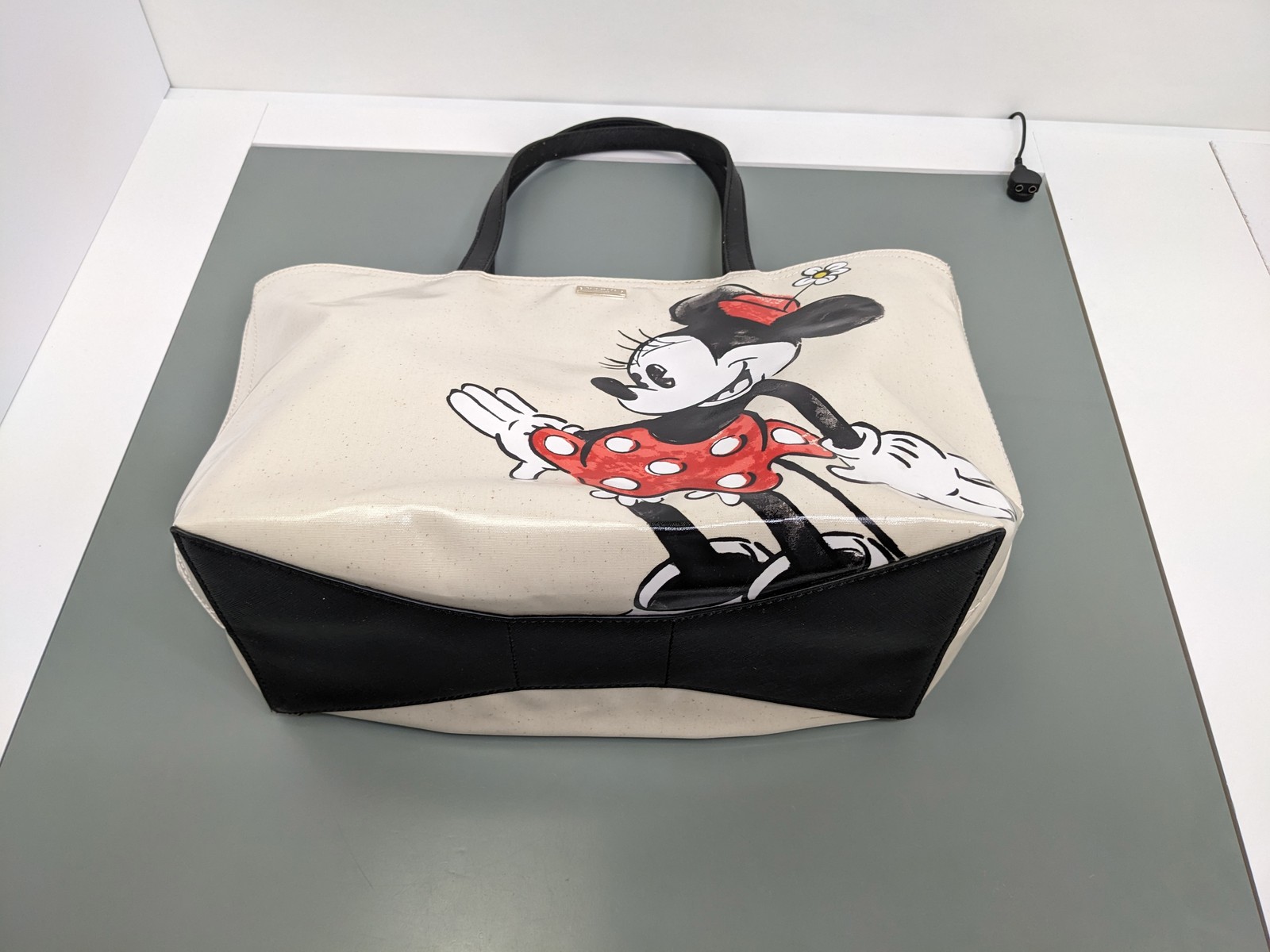 Kate Spade Disney X Minnie Mouse Coated-Canvas Zip-Top Tote Bag, White Used KSNY