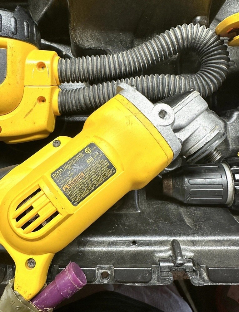 6 Pc Dewalt Battery Powered Tool Kit