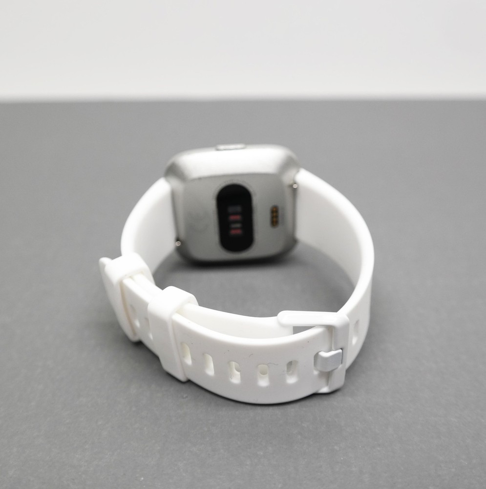 Fitbit Versa Lite Edition FB415SRWT Smartwatch - White