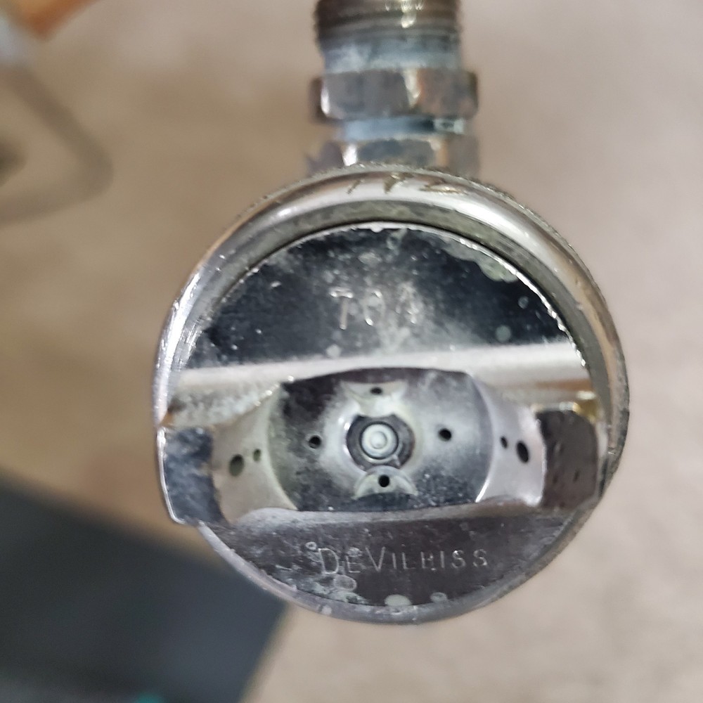 DeVilbiss JGA-502 Spray Gun