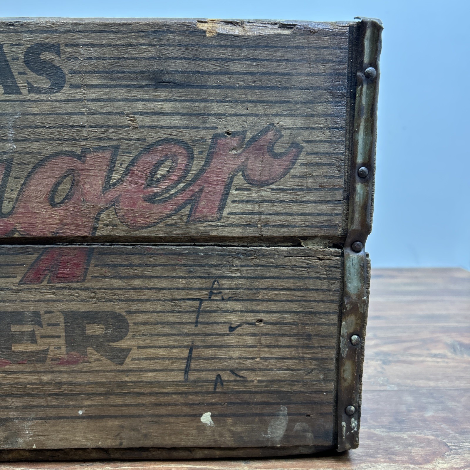 Atlas Prager Beer Crate Case Wood Chicago BW96 Wooden Advertising No Lid