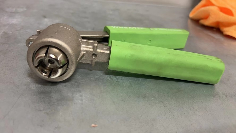 Wheaton Decapper Hand Operated 13mm