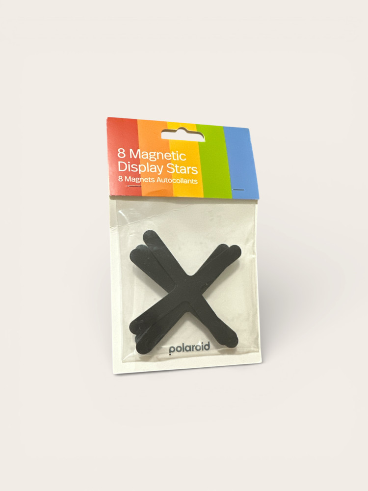 Polaroid Magnetic Stars