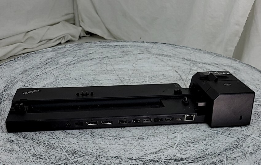LENOVO 40AJ SD20Z56364 Port Replicator SEE NOTES