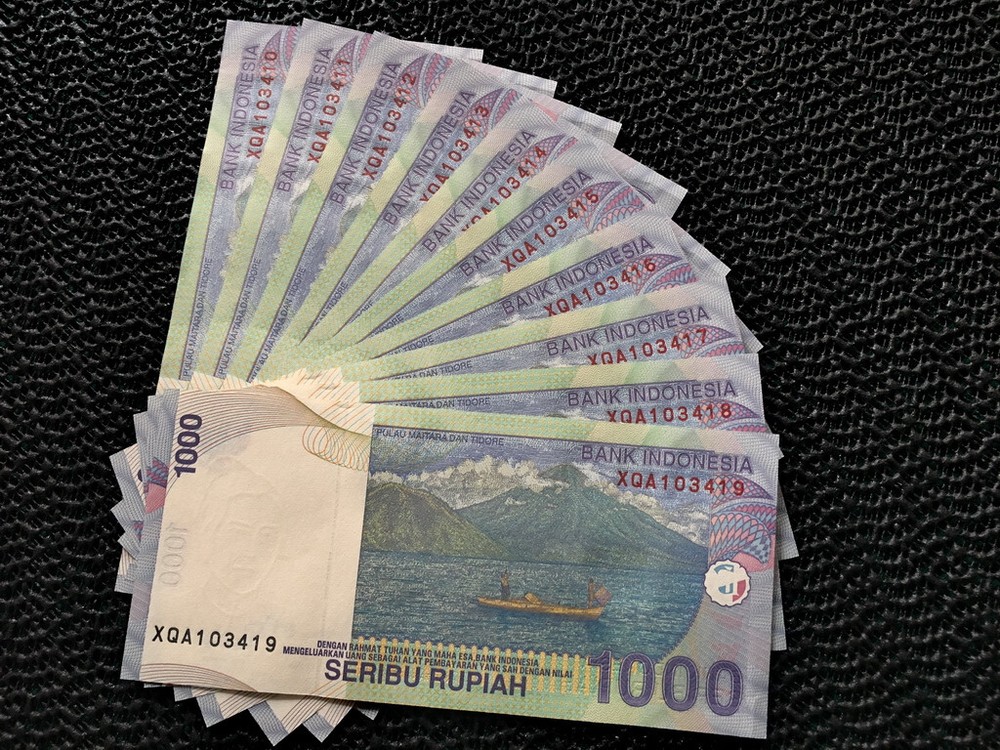 INDONESIA 2000/2016 1000 RUPIAH 100 PCS Running numbers w/ 10x replacement notes