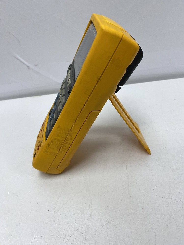 Fluke 724 Process and Temperature Calibrator