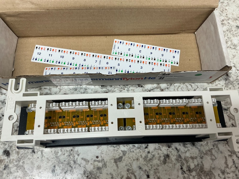 HELLERMANN TYTON PP110C5E12V Cat. 5e Vertical 12 Port Patch Panel