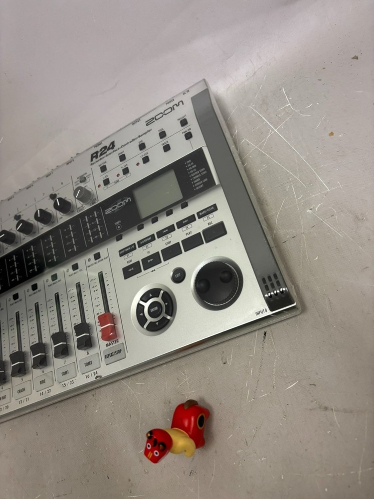 Zoom R24 Multitrack Recorder Audio Interface Controller Tested Working