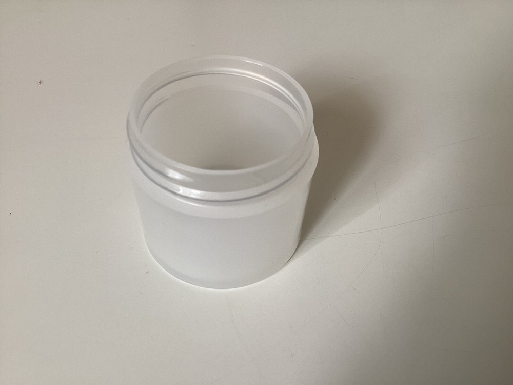 100 1 oz plastic jars with lids thick walls