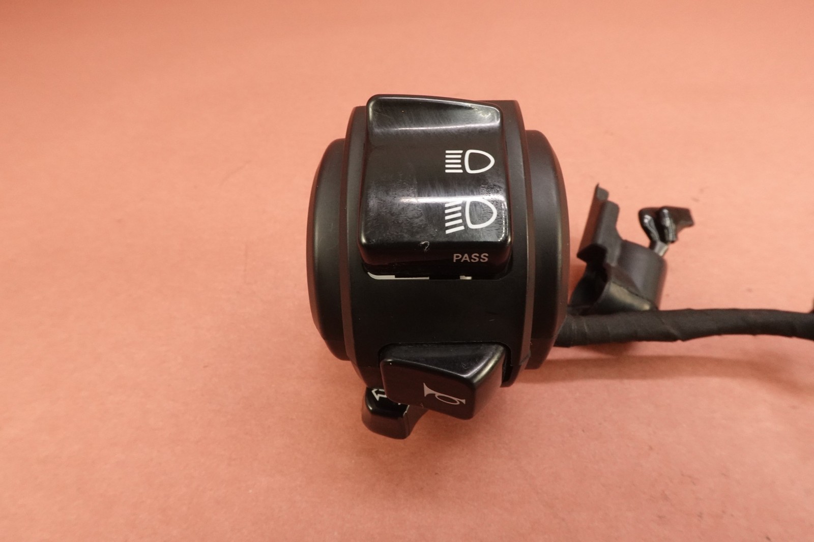 2018-2024 Honda Rebel 500 CMX500 Left Handlebar Switch Turn Signal