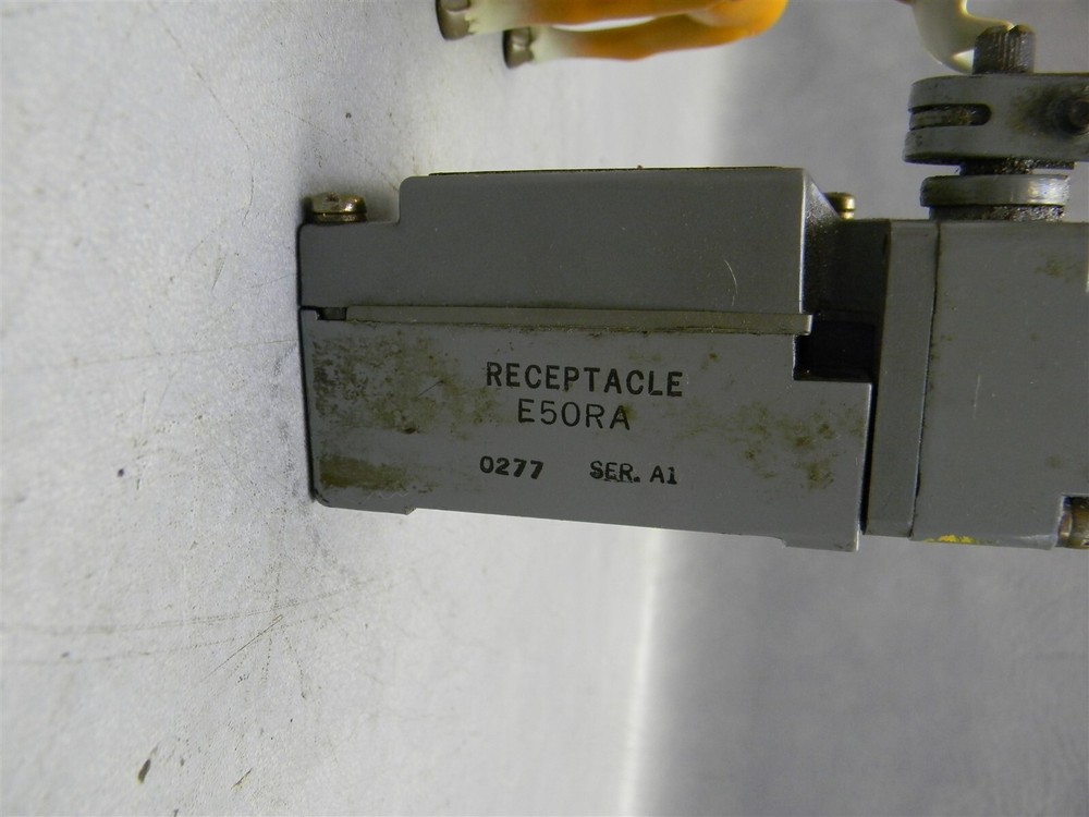 Cutler Hammer E50SG Ser A2 Limit Switch E50DR1 Ser A1 E50KL377 Ser A1