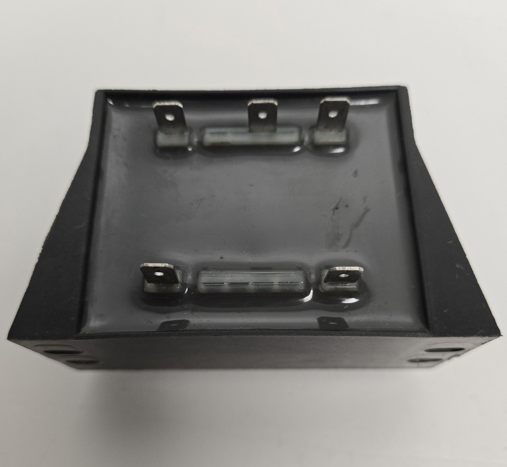 EMB TRANSFORMER TYPE GT0,03.