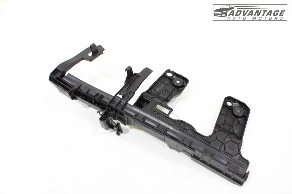 2019-2026 RAM 1500 FRONT RIGHT SIDE DOOR PANEL LOCK LATCH ACTUATOR BRACKET OEM