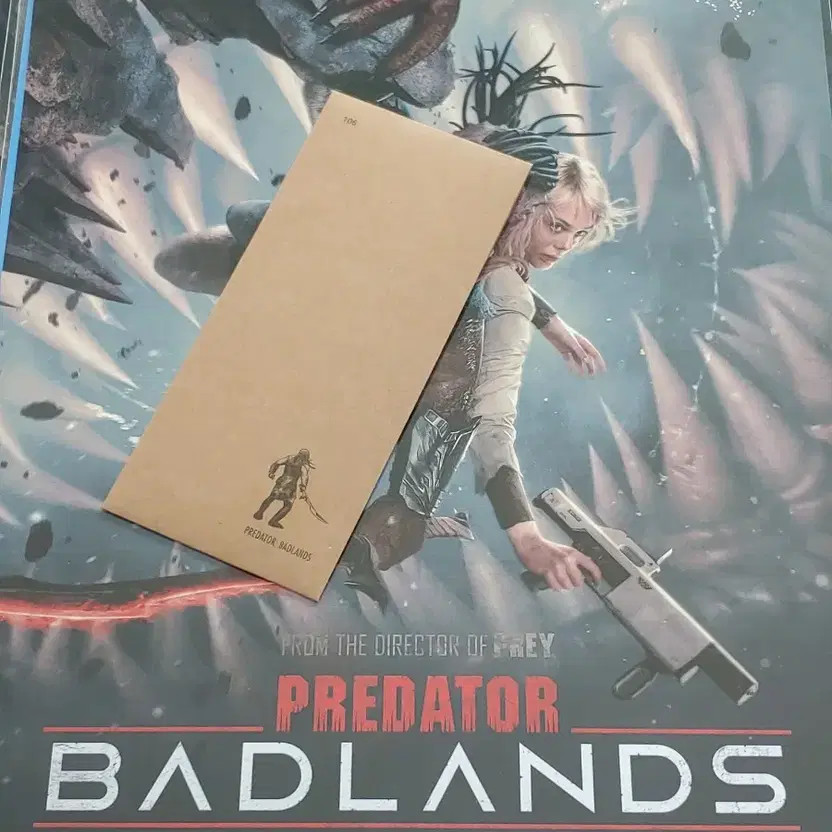 Unopened Predator TTT + Bonus Ticket + 4DX Poster