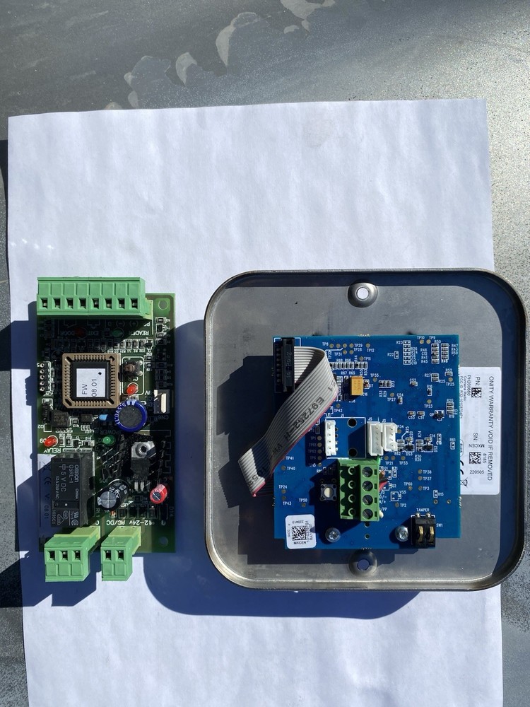 Onity Trillium RFID Wall Reader BTLE /Onity Remote Card Reader CA32 Relay Board