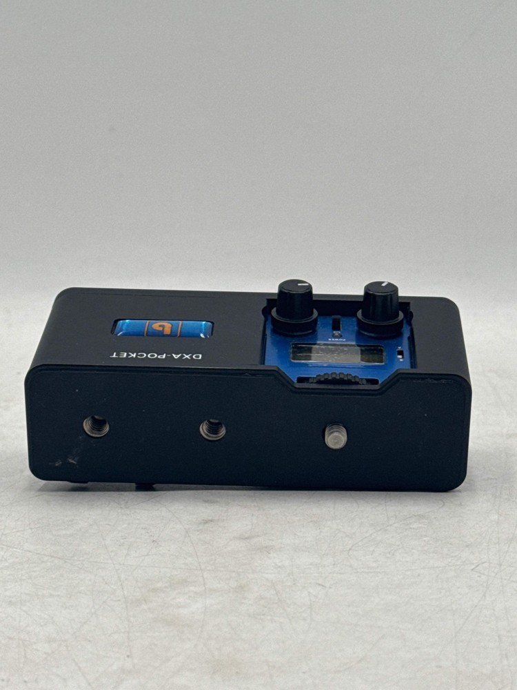 Beachtek DXA-POCKET Compact Audio Adapter - Black