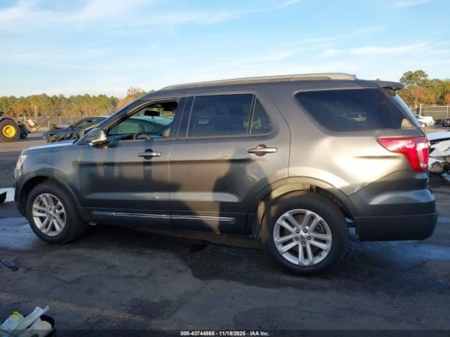 Fuse Box Engine Fits 17 EXPLORER 4972048