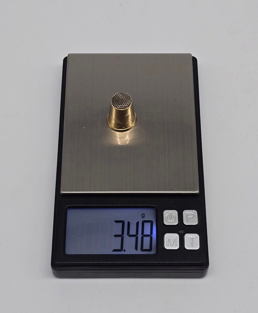 Antique Thimble 18K gold