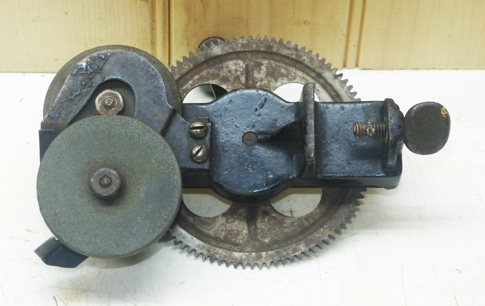 Vintage Quick-Edge Table Mount Hand Crank Knife Sharpener INV17769