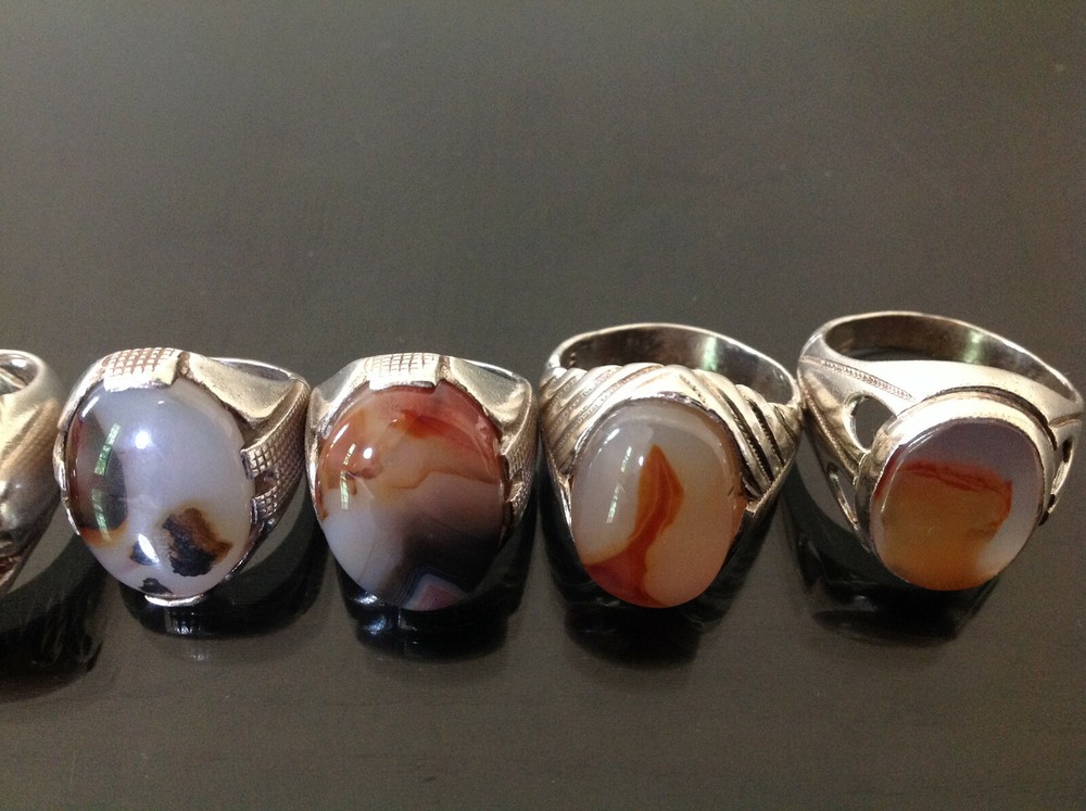 خواتم روحانية عقيق يماني اصلي طبيعي نادر جدا من النوادر خواتم مروحنة مخدومة