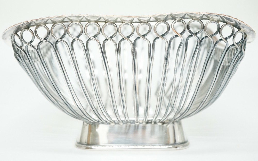 Vintage Silver Plated Fruit Bowl Basket Kitchen Table Decor