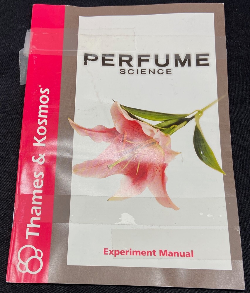 PERFUME SCIENCE EXPERIMENTATION KIT (Thames & Kosmos, 2008), 9 bottles, Finalio
