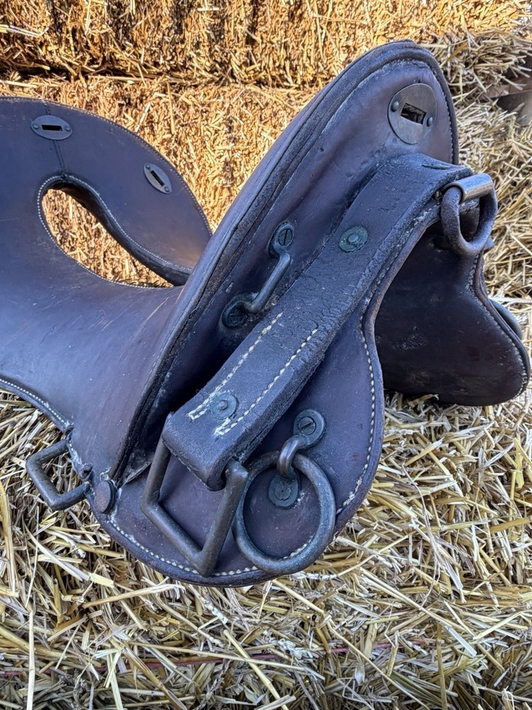 U.S. Military McClellan Saddle – Contractor Made – VF Marked