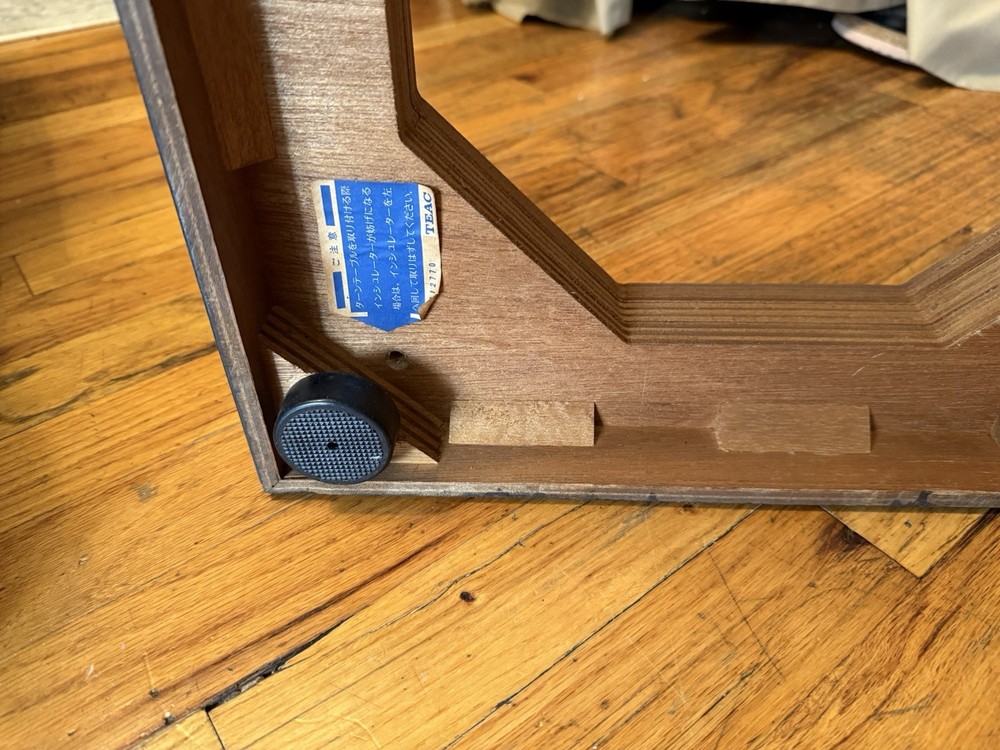 TEAC TN-400 Magnefloat Turntable Direct Drive Plinth.