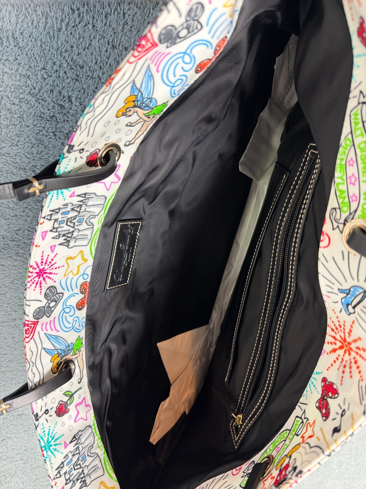 NEW Disney Dooney And Bourke Sketch Reversible Nylon Tote Bag Black White Parks