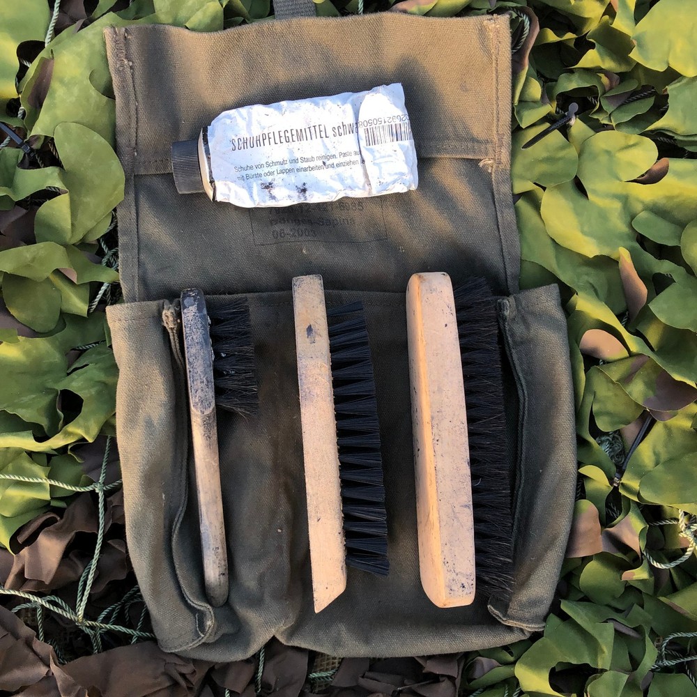 German Army Bunderwehr Three Brush Boot Cleaning Kit / Putzzeug - Issued