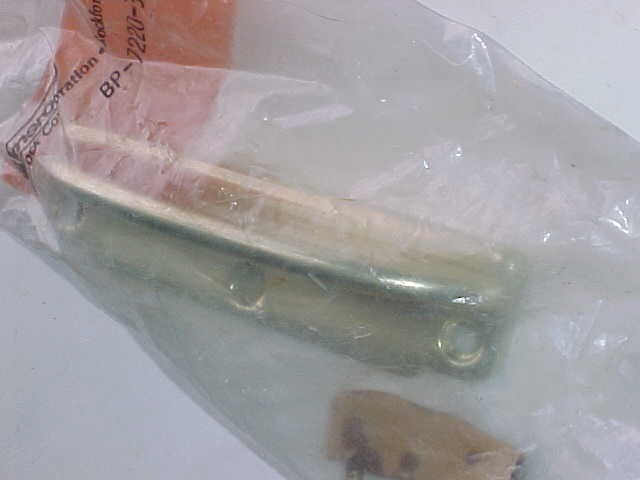 2 Amerock Bright Brass 3 1/2" Ctr. Window Sash Lift Pull Handle BP7220-3 NOS