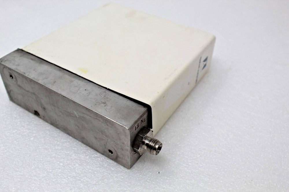Applied Materials AFC-550 Mass Flow Controller 20-1000 sccm Nitrogen Gas