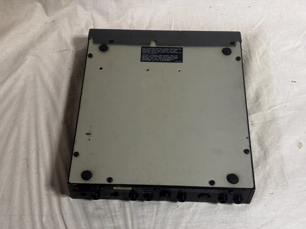 YAMAHA FX500 Simul-Effect Processor w/ power supply New internal battery