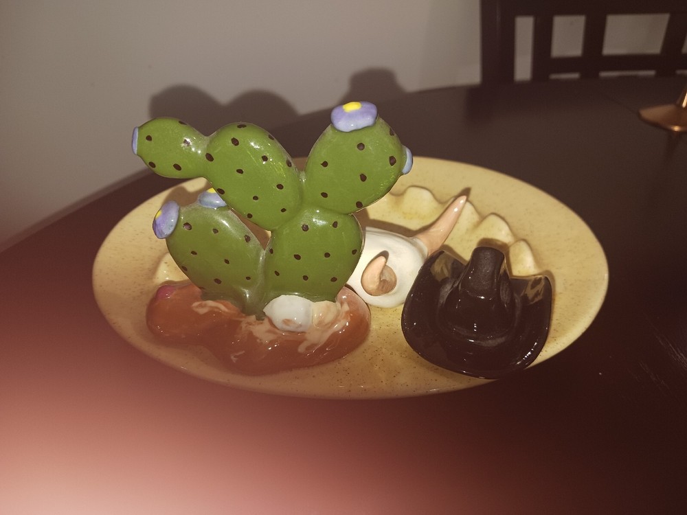 Ceramic Ashtray SW Theme VTG