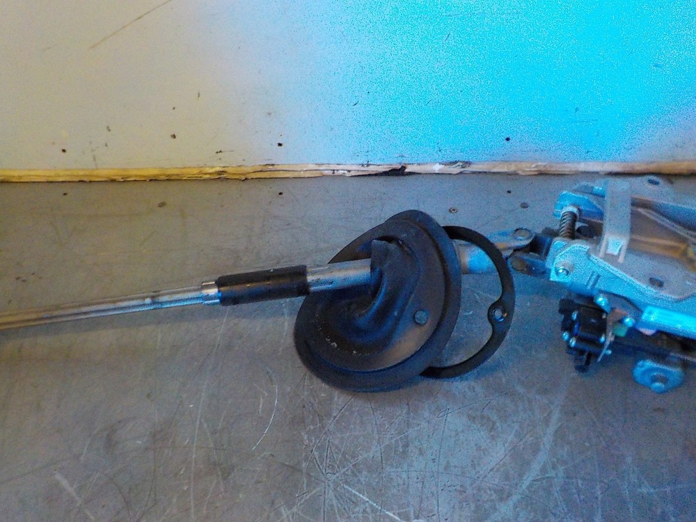 2017 MASERATI LEVANTE ADJUSTABLE STEERING COLUMN 06701004360