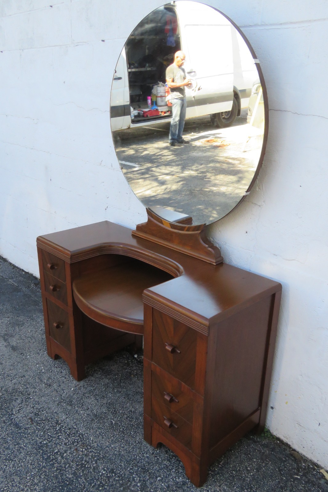 1920s Art Deco Vanity Makeup Table 6157