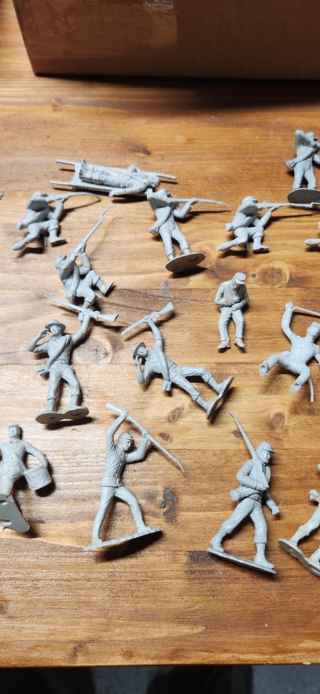 55 Marx Confederate Figures