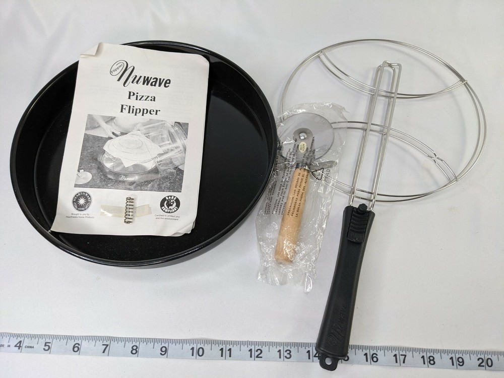 NuWave Pizza Flipper Pan Cutter Lot