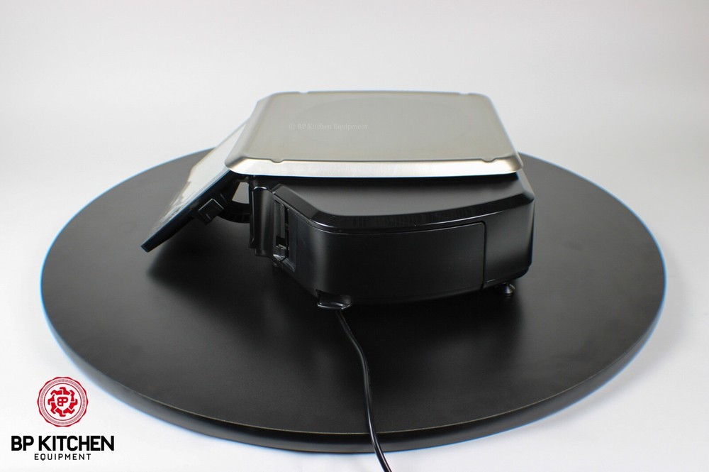 Hobart HTi Scale With Printer, New Operator Screen & 7" Customer Display